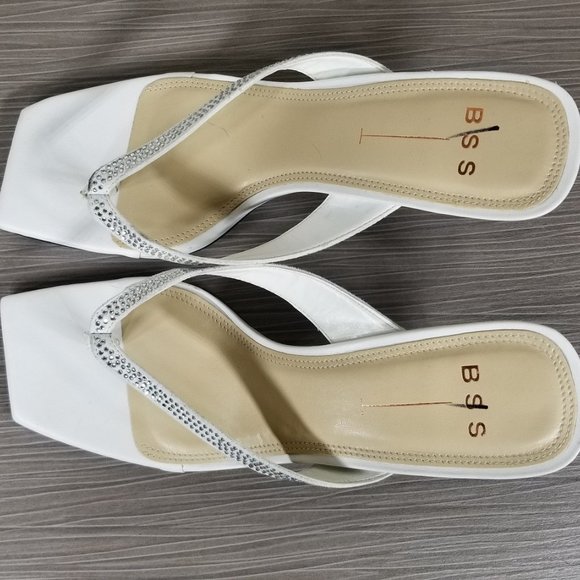 Black Suede Studio Crystal Embellished Sandal, White Leather, Womens Size 7.5 - Picture 8 of 10